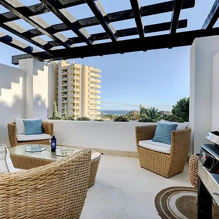 Luxurious 80m² Apartment, Stunning Sea Views - Rio Real Golf, * ماربيا