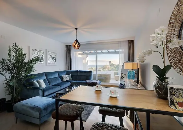 Luxurious 80m² Apartment, Stunning Sea Views - Rio Real Golf, アパート