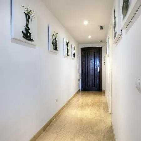 Luxurious 80m² Apartment, Stunning Sea Views - Rio Real Golf, Appartement Marbella