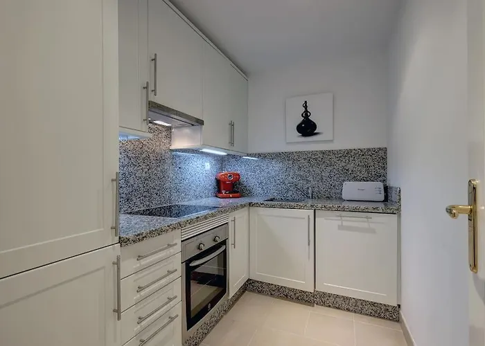 Luxurious 80m² Apartment, Stunning Sea Views - Rio Real Golf, 公寓 *