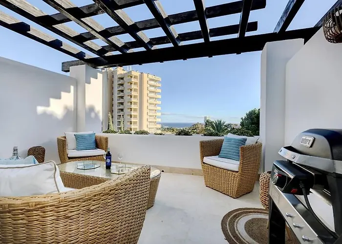 Luxurious 80m² Apartment, Stunning Sea Views - Rio Real Golf, * Marbella